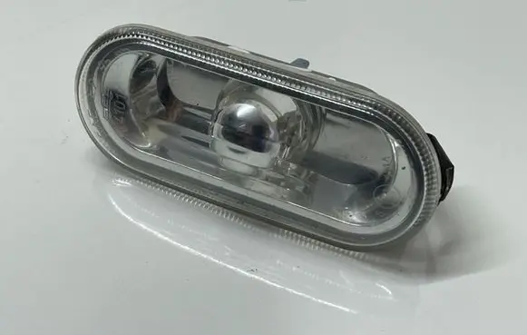 Volkswagen PASSAT B5.5 Front fender indicator light 1J0949117