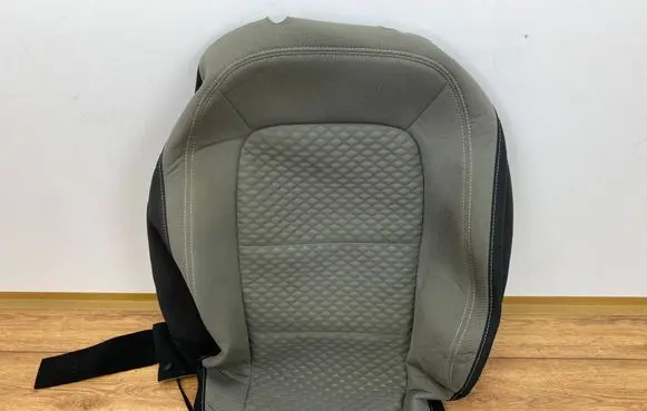 Ford Escape IV Front driver seat POSZYKIERESCA