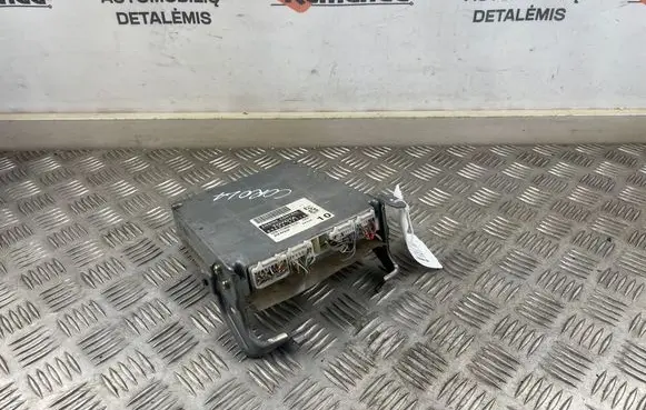 Toyota Corolla E120 E130 Engine control unit/module 8966602110