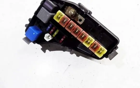 Volvo S70 V70 V70 XC Fuse box set