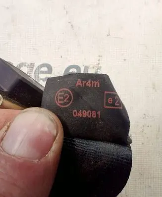 Peugeot 206 CC Rear seatbelt 049081