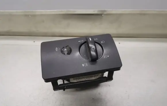 Ford Mondeo Mk III Light switch 4S7T13A024FA