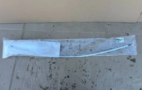 KIA Sorento Front door trim (molding) 82860C5000
