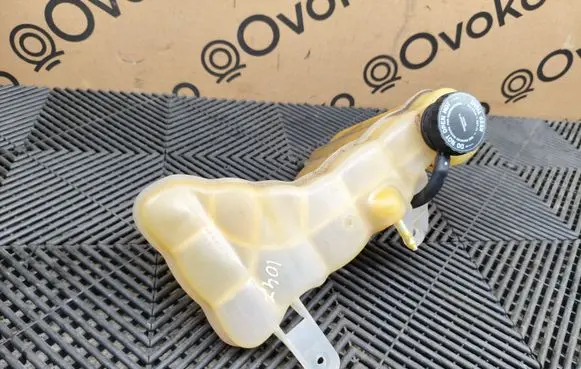 Dodge Challenger Coolant expansion tank/reservoir 55111260AF