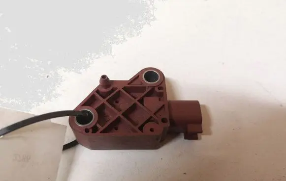 Volvo V50 Airbag deployment crash/impact sensor 30737138 MRSA5 8840A6