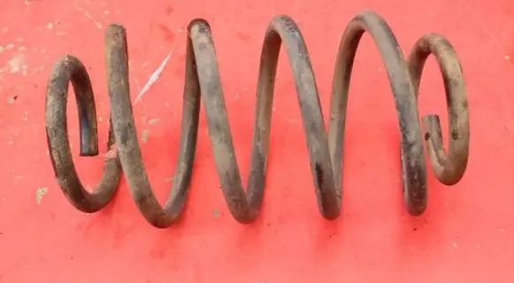 Jeep Grand Cherokee (WK) Rear coil spring