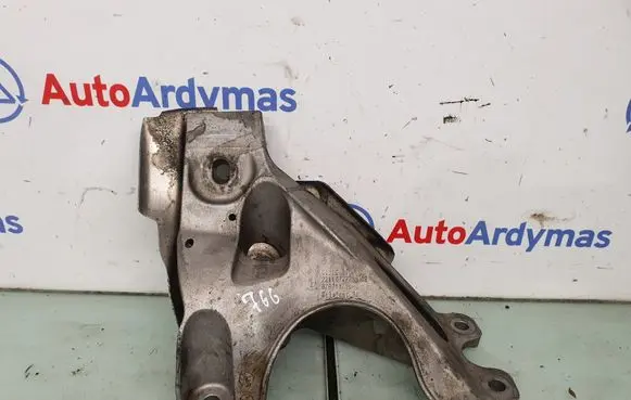 BMW X5 E70 Engine mounting bracket 6777258 22116777258 6777262