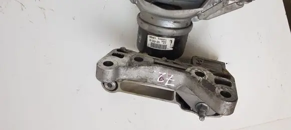 Land Rover Evoque I Engine mount bracket BJ326F012AB