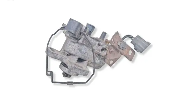Mazda 121 Spark distributor D4T8902