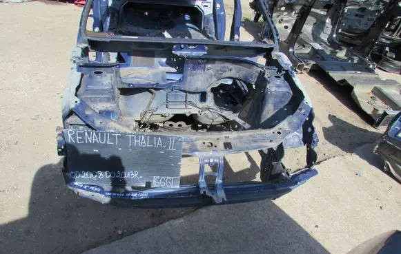 Renault Megane II Front piece kit 