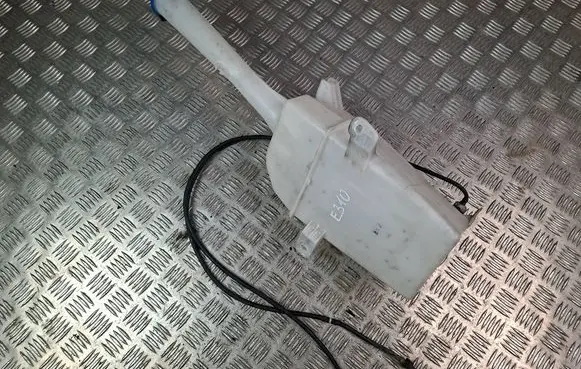 KIA Sorento Windshield washer fluid reservoir/tank 98610C5000 98610C5900
