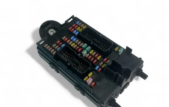 Volvo XC90 Fuse module 31346672