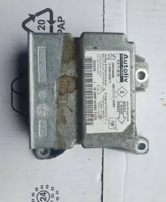 Peugeot 308 SW Airbag control unit/module 9665100080 610714900
