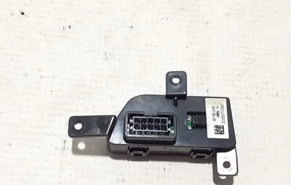 KIA Xceed Gear shifter/selector 2005070390