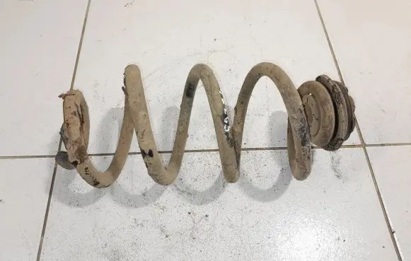 Renault Koleos I Rear coil spring NOCODE