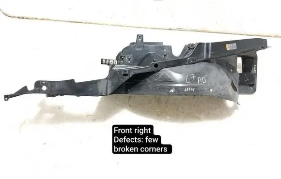 Chevrolet Corvette C7 Fender mounting bracket 20980055