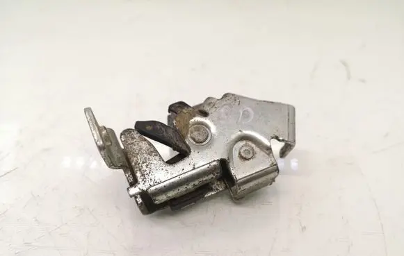Loading door lock