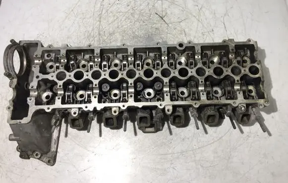BMW X5 E70 Engine head 778119505 B7305077016 77027539