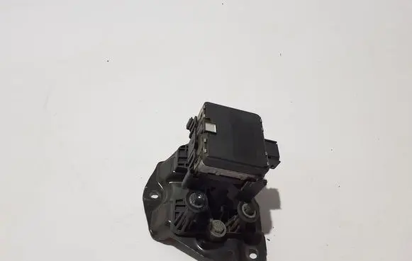 Skoda Superb B8 (3V) Distronic sensor radar 3Q0907561E