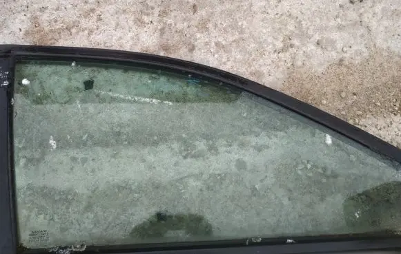 Front door window glass four-door