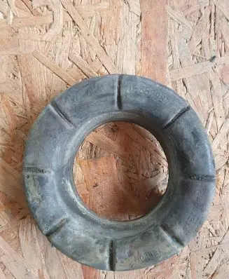 Chevrolet Captiva Rear coil spring rubber mount 20811214
