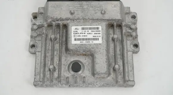Ford Kuga I Engine control unit/module AV4112A650DJ