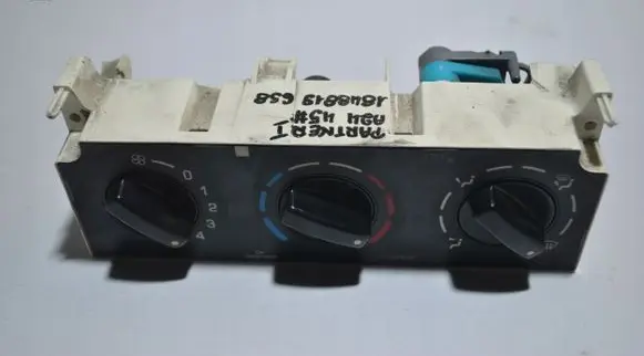 Citroen Berlingo Climate control unit 1848819658