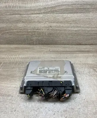 Toyota Yaris Engine control unit/module 8966152200 0281010563