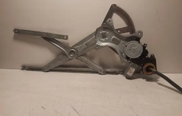 Rear door window regulator with motor