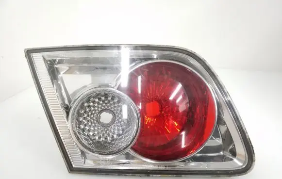Mazda 6 Tailgate rear/tail lights