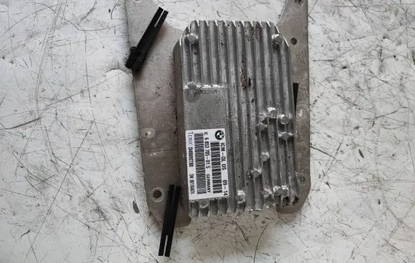 BMW X6 E71 Transfer box differential control unit 685370501