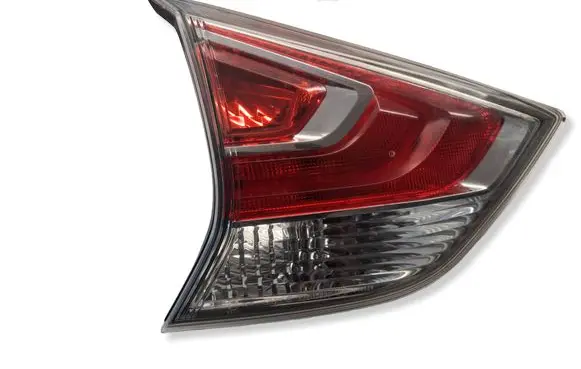 Nissan X-Trail T32 Tailgate rear/tail lights 22617939