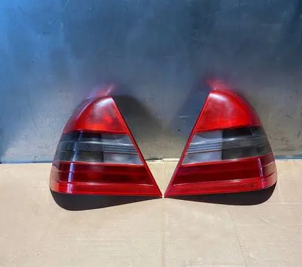 Mercedes-Benz C W202 Rear/tail lights set 2028200964 2028201264