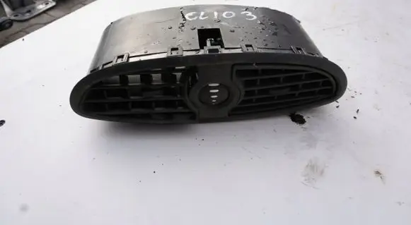 Renault Clio III Dash center air vent grill 