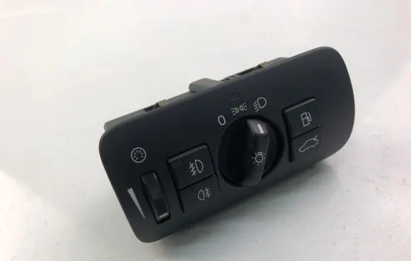 Volvo XC60 Light switch 30739414