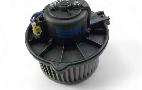 Mitsubishi Carisma Heater fan/blower MR270024