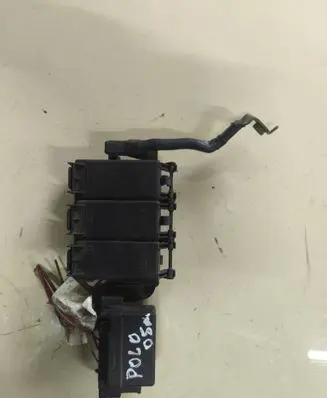 Volkswagen Polo IV 9N3 Fuse module