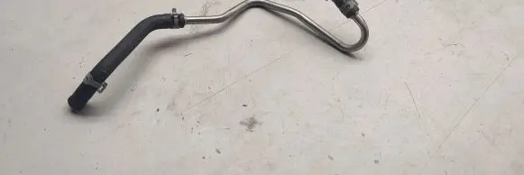 Volkswagen PASSAT B8 Engine coolant pipe/hose