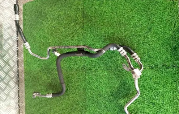 BMW 7 F01 F02 F03 F04 Power steering hose/pipe/line 6776437