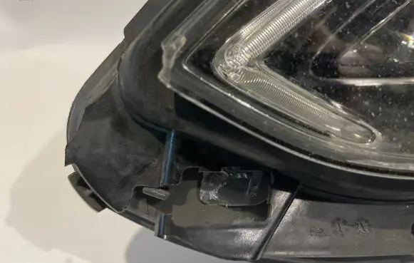 Mercedes-Benz E W210 Headlight/headlamp A2128209759