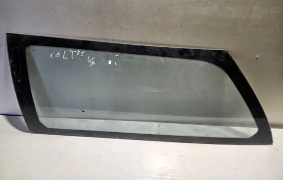 Mitsubishi Colt Rear side window 43R00033