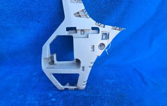 BMW 2 F45 Rear bumper mounting bracket 8057910