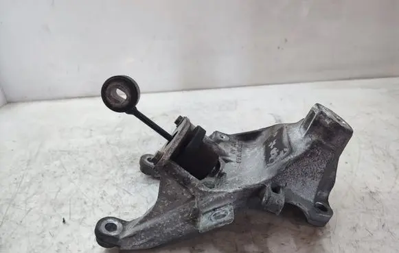 Audi A4 S4 B9 Engine mounting bracket 4M0199308AD