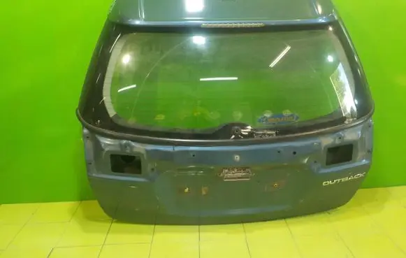 Subaru Outback Tailgate/trunk/boot lid PP13