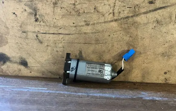 Seat adjustment motor