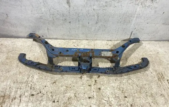Ford Focus Top upper radiator support slam panel 2m518b041c