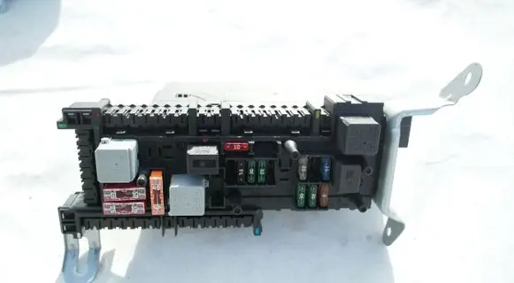 Mercedes-Benz E W212 Fuse module 2129005101 5DK00962028 2129016500
