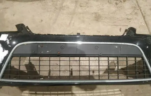 Ford Mondeo MK IV Front bumper lower grill 