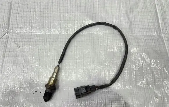Land Rover Discovery Sport Lambda probe sensor GJ329D375AF