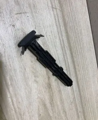 Renault Arkana Radiator mount bracket 